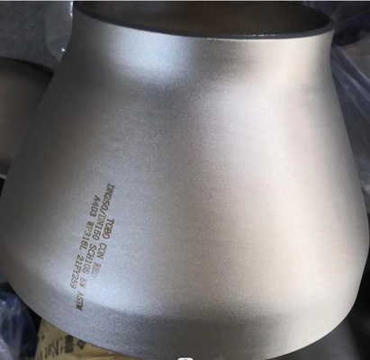 Άκρη-ενώνοντας στενά ομόκεντρος μειωτής ASME B16.9 SCH40 1 X 3/4 συναρμολογήσεων A321 WP321