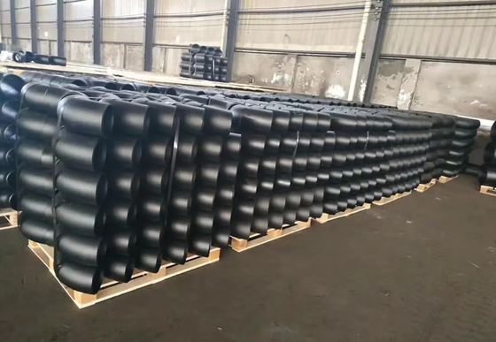 ASTM A234 WP5 κραμάτων χάλυβα σωληνώσεων μαύρος αγκώνας βαθμού LR DN120 Sch160 τοποθετήσεων άνευ ραφής 90