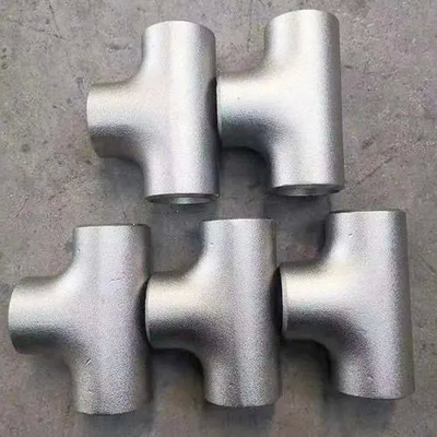 ASME B16.9 Butt Welding Equal Tee Προσαρμόσιμο υλικό π.χ. Χάλυβα άνθρακα Χάλυβα ανοξείδωτο NPS1/2"-60" Γρήγορη παράδοση Χαμηλή MOQ
