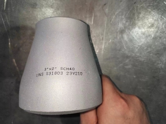 Έξοχα διπλά συναρμολογήσεις bw ASME B16.9 SMLS 4» SCH40S μειωτών τοποθετήσεων σωληνώσεων συμπυκνωμένα
