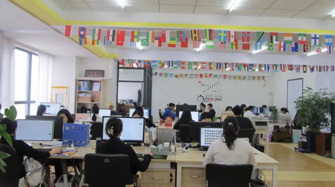 Ασημένιο ψυχρά ελατημένο χάλυβα κράμα στρογγυλή ράβδος ελατημένη 170-207 Δυνατότητα ASTM GB JIS Standard 8